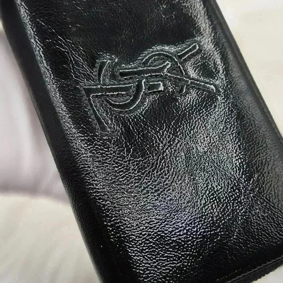 Belle de Jour Vernis Zippy Wallet - Picture 4 of 16